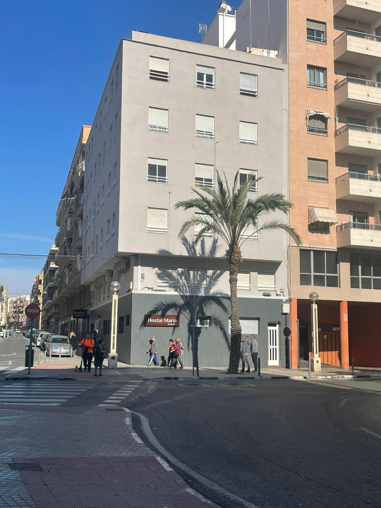 Hostal Maria Elche Exterior photo The building where the attack took place